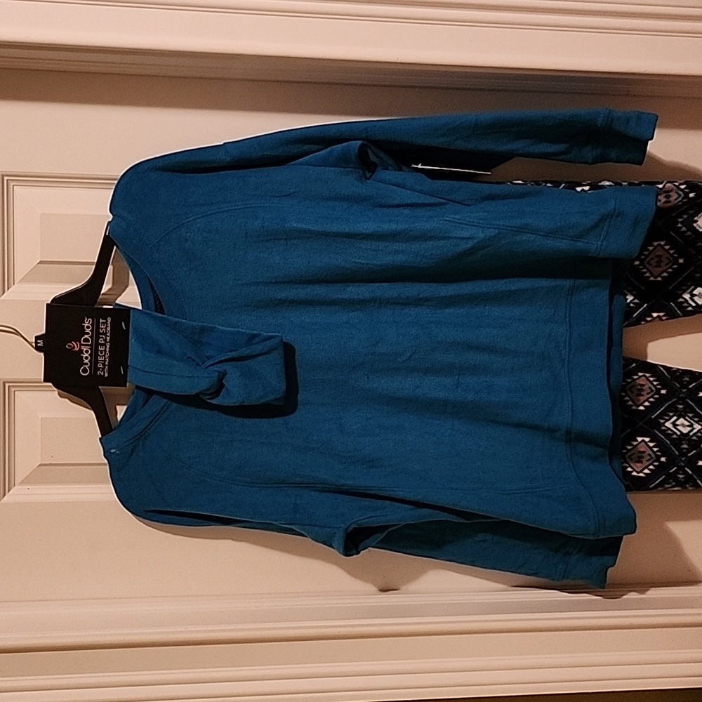 Cuddl duds pj set